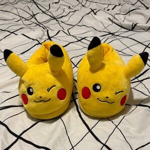 Pokemon Plush Pikachu Slippers Kids Size 13/1 - Size 6
